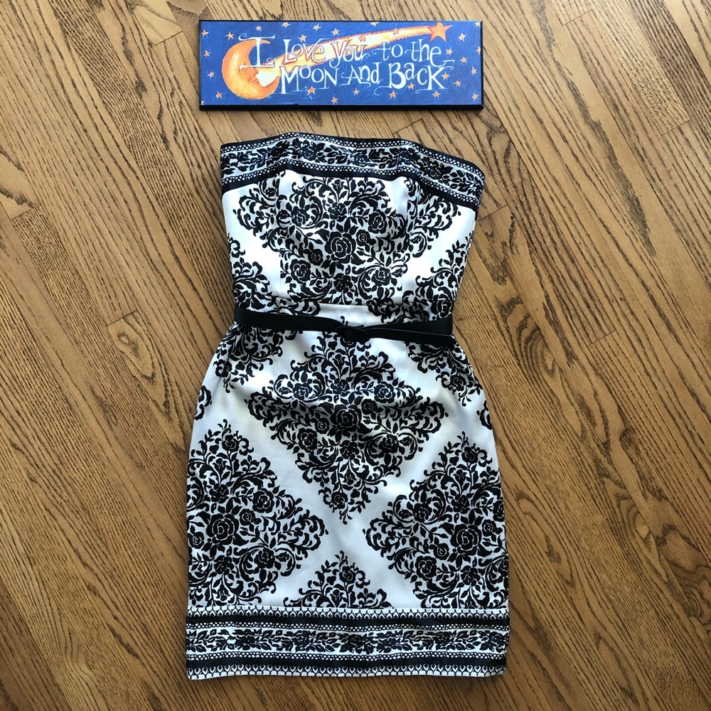 White house black market strapless dress size 4